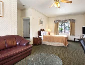 Travelodge By Wyndham 2* Lynwood