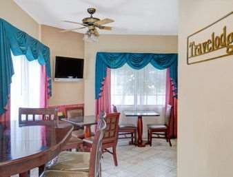 Travelodge By Wyndham Hotel Lynwood