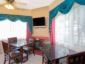 Hotel Travelodge By Wyndham 2*